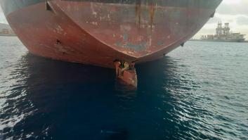 Rescatan a tres polizones en Las Palmas tras viajar 11 días en el timón de un petrolero