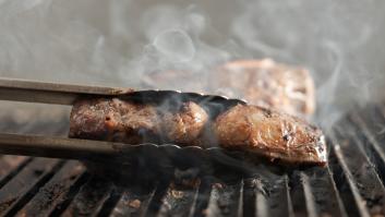 Los riesgos de cocinar en parrillas, hornos y barbacoas