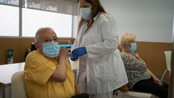 Cataluña pondrá la cuarta dosis contra la covid a los mayores de 80 años en otoño