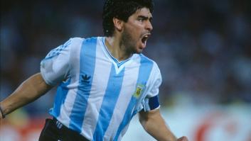 Los 12 gifs que demuestran que Maradona era Dios
