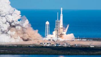 SpaceX lanza al espacio el cohete más potente del mundo