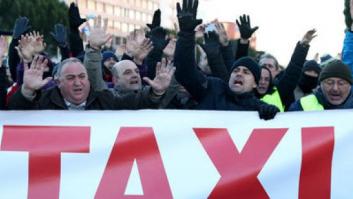 Los taxistas presionan con las protestas en Fitur y Plaza Cataluña