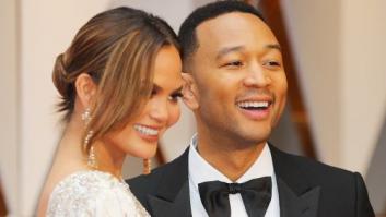 ¡No más bebés como John Legend! Chrissy Teigen no quiere que le envíen más fotos