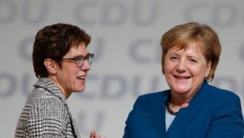 Cachondeo con el apellido de la sucesora de Merkel