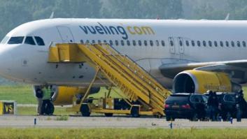 El bulo sobre dos pasajeras de Vueling expulsadas de un avión por hablar catalán que no te debes creer