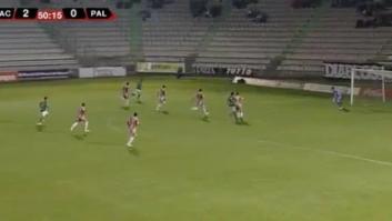 El Racing de Ferrol marca uno de los goles más extraños de la temporada