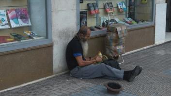 La Comunidad de Madrid exige saber cuánto ganan los mendigos