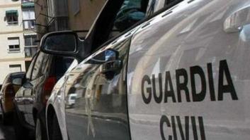 La Guardia Civil alerta sobre algo que todos hacemos en carretera y que hay que dejar de hacer cuanto antes