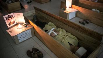 En Corea del Sur puedes fingir tu propio funeral