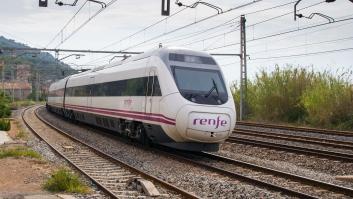 El nuevo tren de alta velocidad con destino a Madrid no llega a tiempo para trabajar