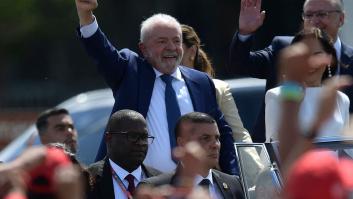 Lula toma posesión como presidente de Brasil prometiendo 