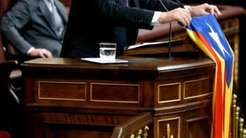 ERC despliega una estelada en el Congreso contra "el odio y la violencia"
