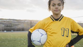 Las niñas hacen menos deporte que los niños: seis consejos para cambiarlo
