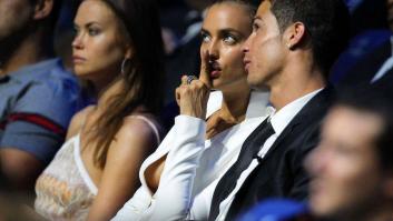 Irina Shayk: escote al límite y traje blanco para desmentir los rumores de crisis con Ronaldo (FOTOS)