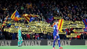 El Camp Nou se tiñe de amarillo por los presos independentistas