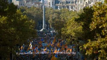 Decenas de miles de personas se manifiestan en Barcelona tras la aplicación del 155