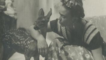 Estas 10 fotografías captan a la perfección la cautivadora belleza de Frida Kahlo