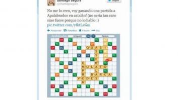 Santiago Segura la lía: Publica en Twitter por error su nombre de usuario en 'Apalabrados' (TUITS)