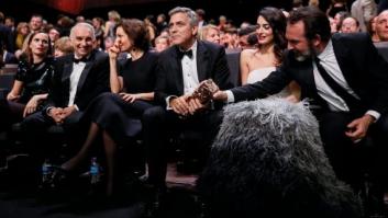 La gala de los premios César, marcada por las protestas de Clooney contra Trump
