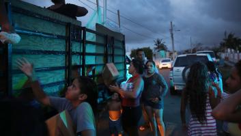 Una semana después del huracán María, a Puerto Rico se le agota la esperanza