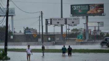 Texas se prepara para unas inundaciones "sin precedentes" por el huracán Harvey