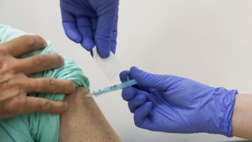 Bruselas acuerda con BioNTech la compra de hasta 1.800 millones de dosis de la vacuna de Pfizer