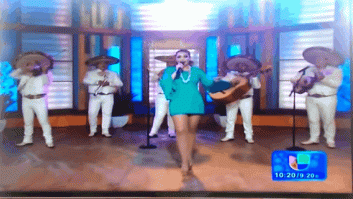 La ENORME respuesta a sus 'haters' de la cantante mexicana que perdió una compresa en el escenario
