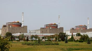 La central nuclear de Zaporiyia apaga uno de sus reactores tras varios bombardeos
