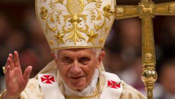 Benedicto XVI "no se arrepiente" de su renuncia un año después (FOTOS)