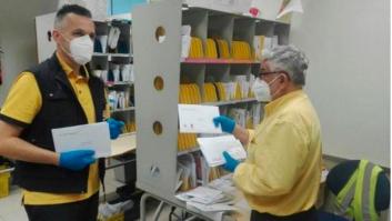 El miedo al contagio dispara el voto por correo en el País Vasco y Galicia