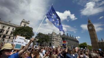 La bandera de la UE se resiste a abandonar Londres