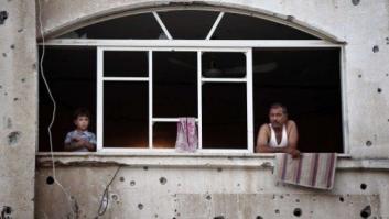 Israelíes y palestinos acuerdan prorrogar 24 horas más el alto el fuego