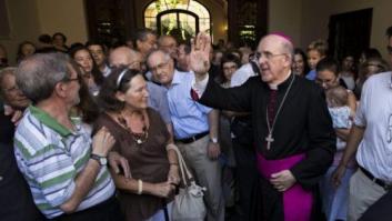 La Iglesia de base, sobre el obispo de Madrid: "Tiene mucho por hacer, como cambiar la Cope y 13TV"