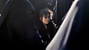 Francia repatria a 15 mujeres y 32 niños que se encontraban en campos de refugiados en Siria