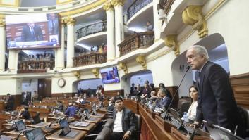 El Congreso de Perú aplaza 24 horas la votación del adelanto electoral que propone Dina Boluarte