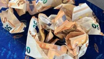 El motivo por el que salieron volando billetes de 50 euros de un coche en la autovía de Marbella