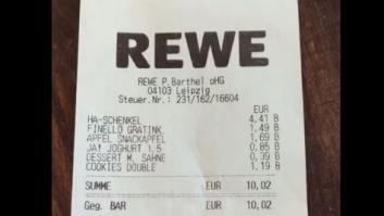 Va con 10 euros a un supermercado alemán y la gente no puede creerse el ticket de la compra
