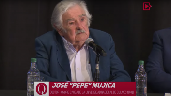 A José Mujica le hacen un homenaje y en pleno acto levanta la voz y lo que dice impacta al mundo
