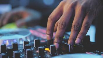 Estos son los estudios necesarios para ser DJ y el sueldo medio por evento