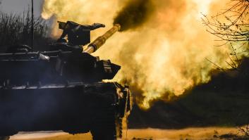 La sencilla y barata pero letal táctica de Ucrania para destruir tanques rusos