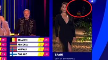 La gente flipa con lo que pasaba al fondo mientras Ruth Lorenzo anunciaba los puntos de España