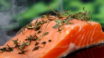 Las dos razones por las que deberías comprar el salmón congelado