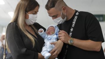 Nace en Barcelona el bebé de la primera mujer trasplantada de útero en España