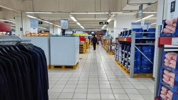 Los supermercados que sancionan a sus empleados por no cuidar su higiene personal