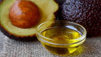 El aceite natural que destaca por sus propiedades hidratantes para la piel y el pelo