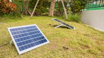 Se compra "mini paneles solares" y la conclusión que saca es demoledora
