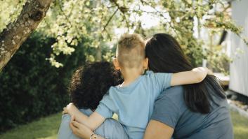 Italia da el primer paso para quitar derechos a los hijos de madres lesbianas