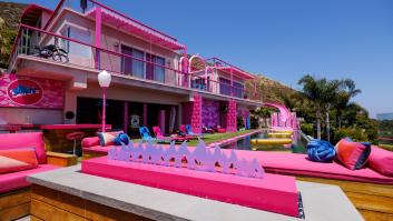 La loca mansión de Barbie en Malibú se alquila gratis dos noches