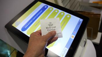 Los electores pueden ir a partir de hoy a Correos a depositar su voto del 23-J, pero documentados