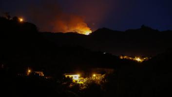 Incendio en Gran Canaria: la evolución del fuego "pinta bastante bien" después de un inicio explosivo
